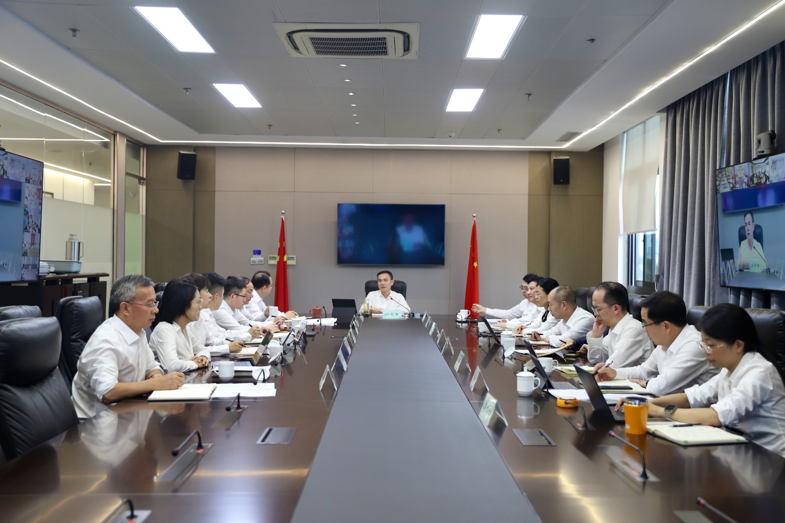 1728889256448421.jpg 1728889256448421.jpg