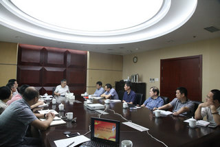 集團(tuán)公司召開“三嚴(yán)三實”教育第二專題學(xué)習(xí)研討會