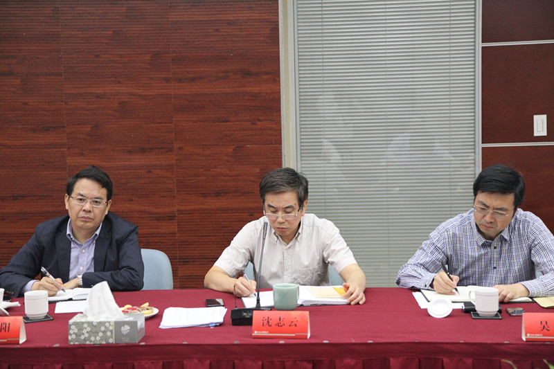 集團(tuán)公司黨委班子召開(kāi)教育實(shí)踐活動(dòng)專題民主生活會(huì)