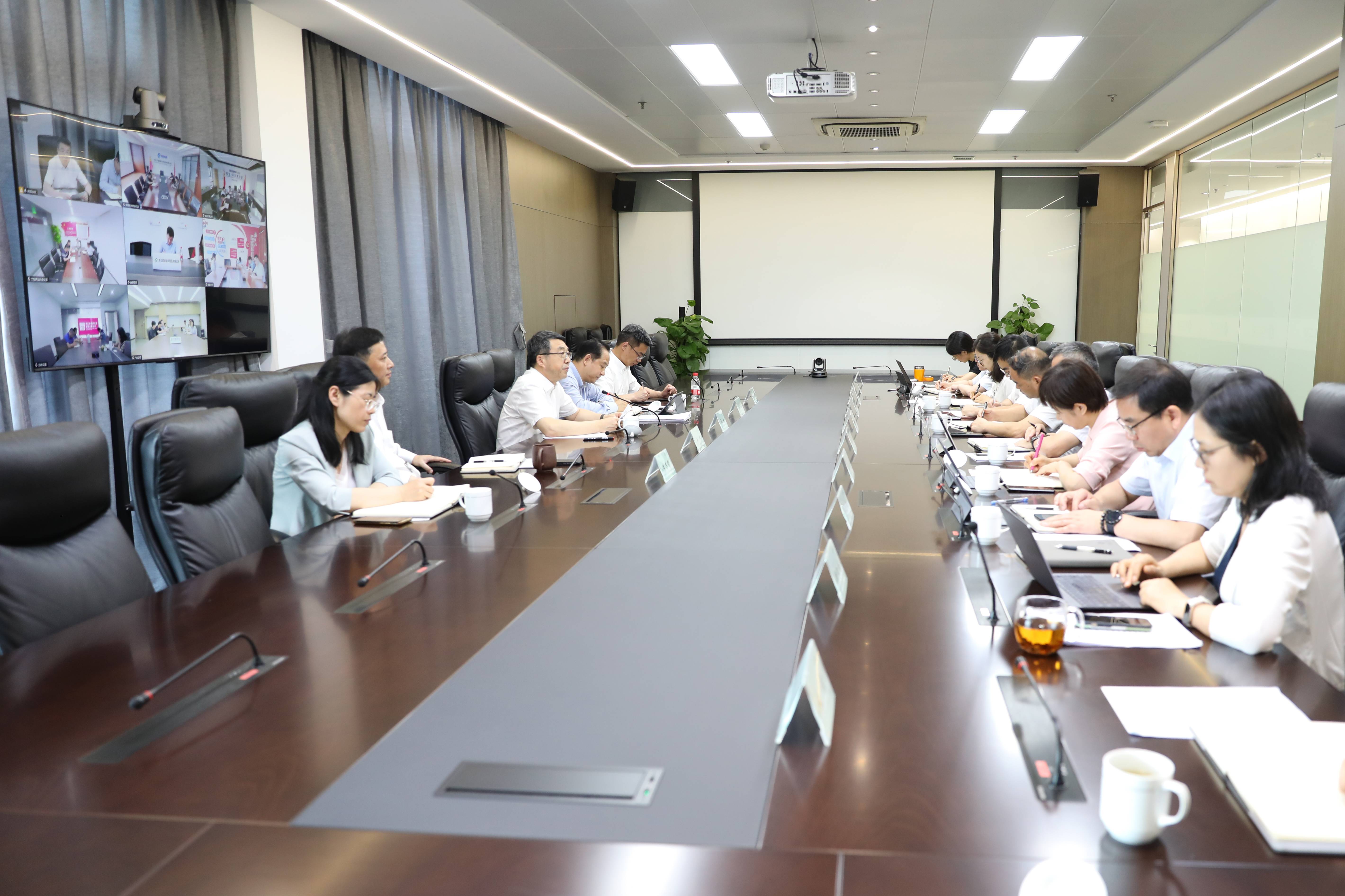 省二輕集團(tuán)召開(kāi)5月經(jīng)營(yíng)形勢(shì)分析會(huì)