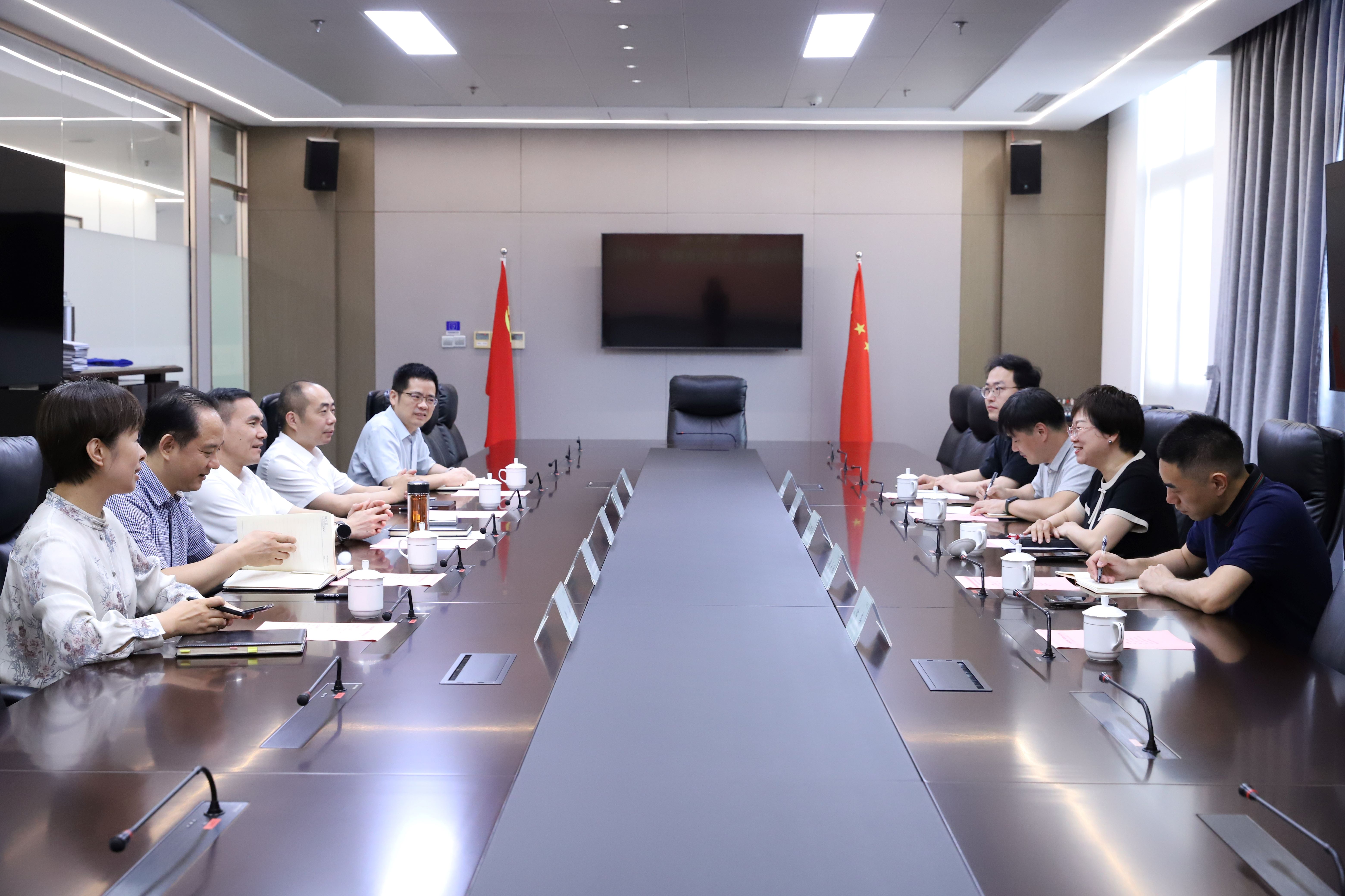 杭州小營街道黨工委一行到訪省二輕集團(tuán)